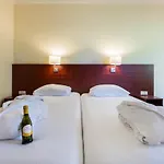 Postillion Hotel 3*