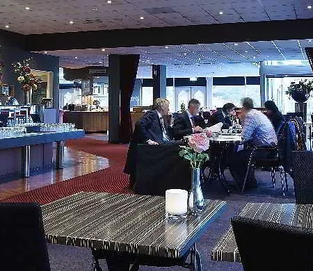 Postillion Hotel 3*