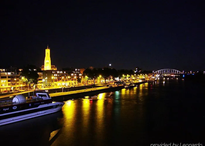 Postillion ホテル アーネム